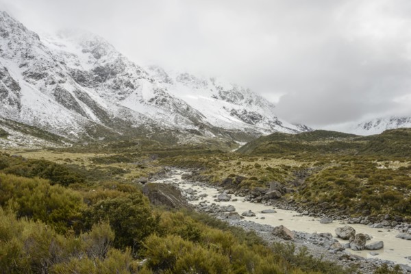 Hooker Valley in Mount Cook National Park, New Zealand