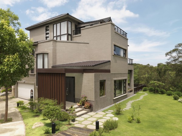 Exterior multiple story brick home