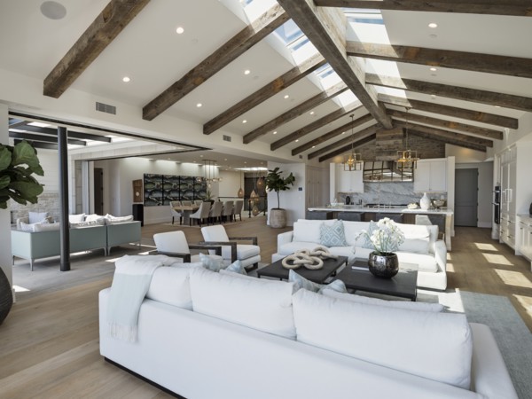Sofas in luxury livingroom
