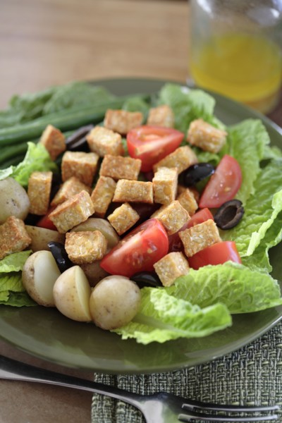 Soy tempeh salad