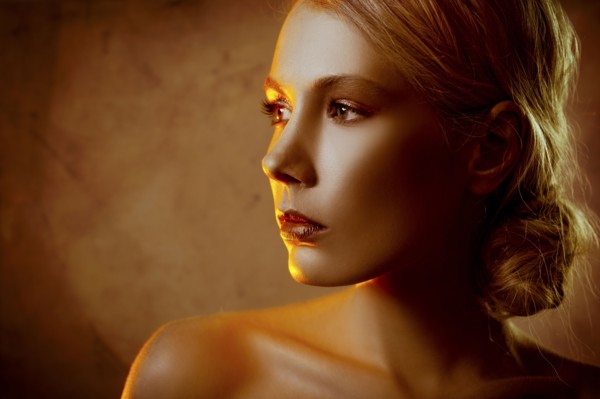 Caucasian woman with glamorous hairstyle
