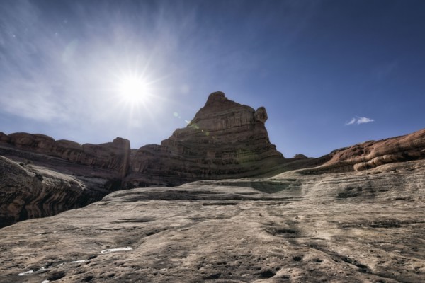 Sun over desert in Moab
