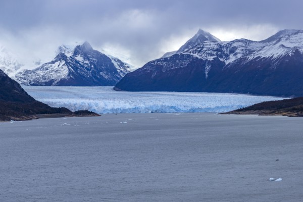 Argentina, Santa Cruz, El Calafate, Clouds over Perito Moreno Glacier, El Calafate, Santa Cruz,