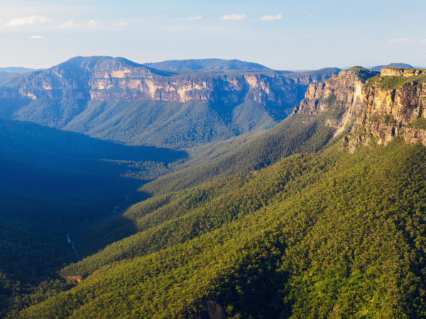 Rock formations of Blue Mountains on sunny day
Blackheath, New South Wales, Australia
