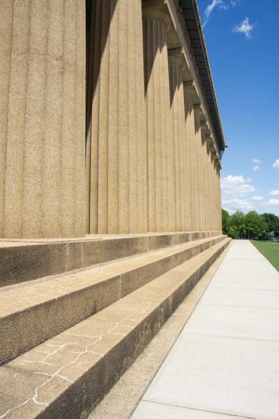 USA, Tennessee, Nashville, Row of column at the Parthenon