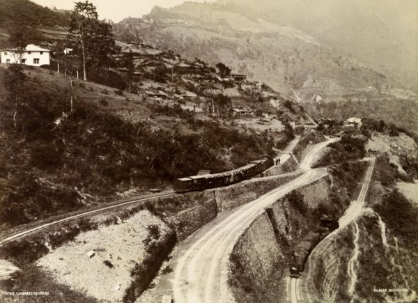 The 'Gayabari Reverse'. View of the 'Gayabari Reverse' on the Darjeeling Hill Railway. West Bengal,