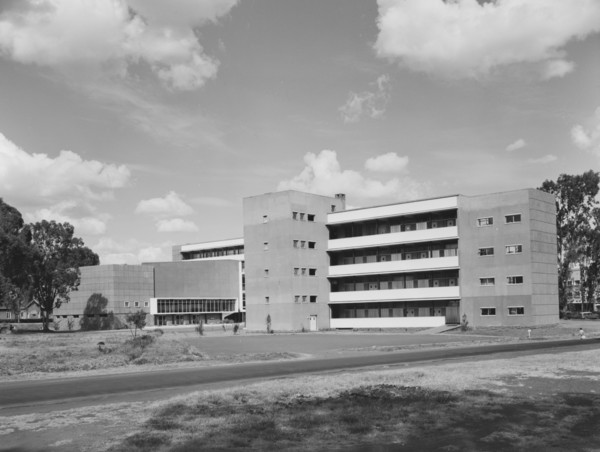 Royal Technical College, Nairobi. View of the four storey Royal Technical College. Nairobi, Kenya,