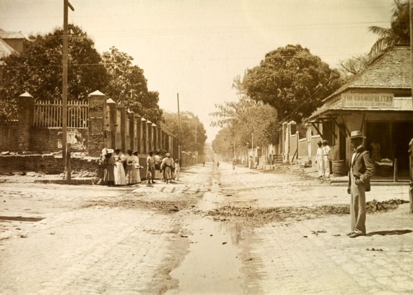 Street scene, Kingston. Street scene showing a sign that reads: 'Cars will not stop between North