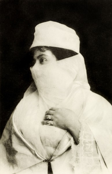Woman wearing a 'niqab'. Profile shot of a Turkish woman dressed in a Muslim 'niqab', a type of