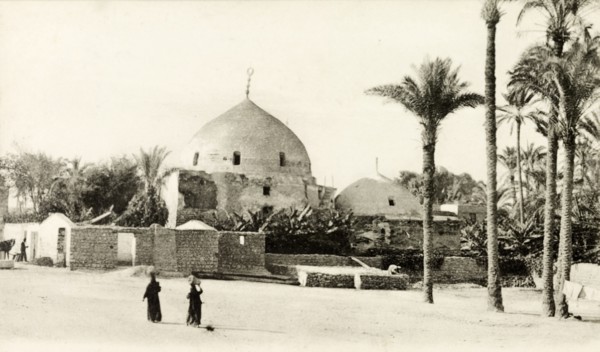 Mosque in old Cairo. A dome-shaped mosque located in the old part of Cairo city. Cairo, Egypt,