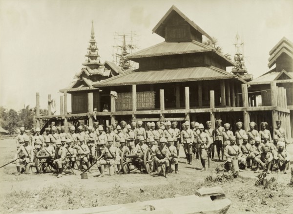 The Royal Artillery at Wuntho. British and Indian soldiers in the Second Mountain Battery of the