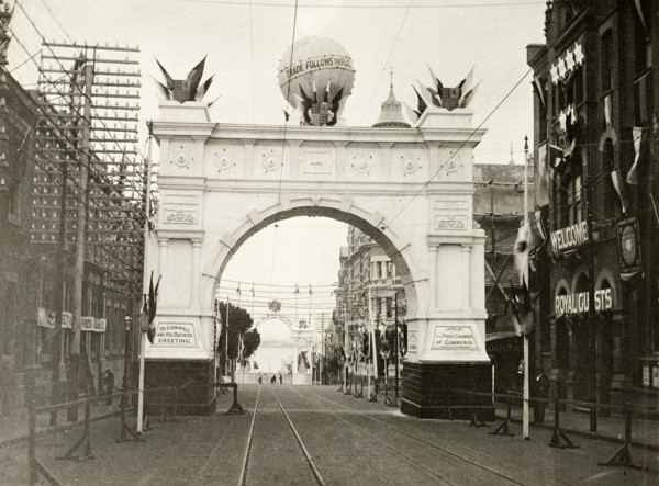 The Chamber of Commerce Arch, Perth. The Chamber of Commerce Arch at Barrack Street, part of
