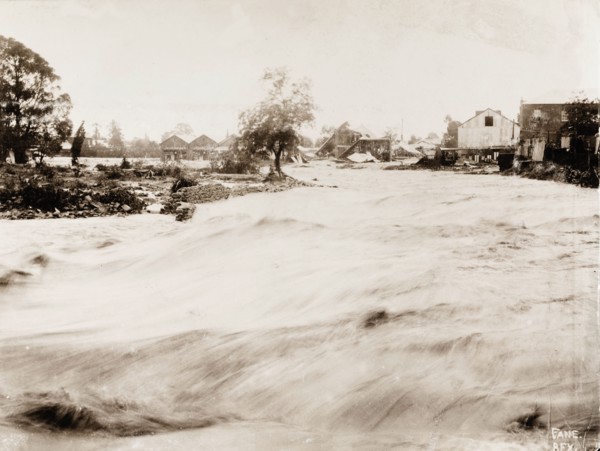 Flooding in Bloemfontein. A burst dam resulting from freak rainfall causes a flood to rampage down