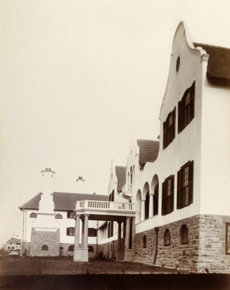 Government House in Pretoria. The front entrance to Pretoria's Government House, designed by