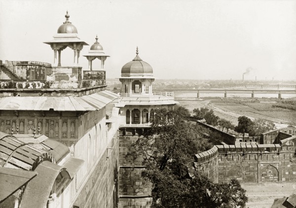 Musamman Burj at Agra Fort. View along the red sandstone wall of Agra Fort looking towards the