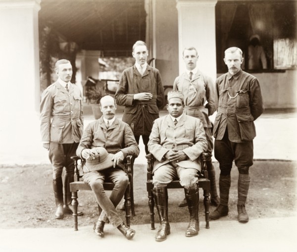Group portrait of Governor of Madras and Elaya Rajah of Nilambur . Group portrait of Sir Arthur