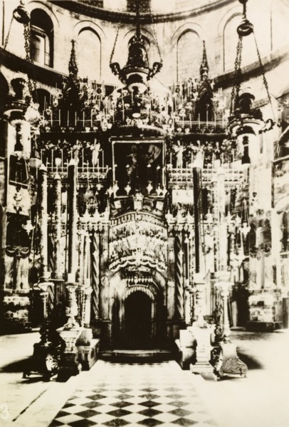Tomb of Jesus, Jerusalem. View of the ornate aedicule marking the Tomb of Jesus inside the Church
