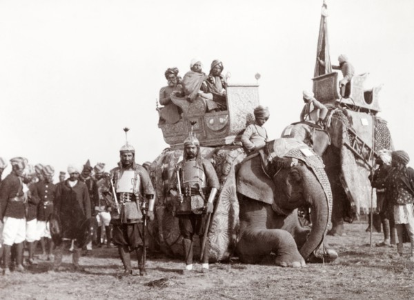 Bhopal State procession at Coronation Durbar, 1903. Two armoured soldiers of Bhopal State stand