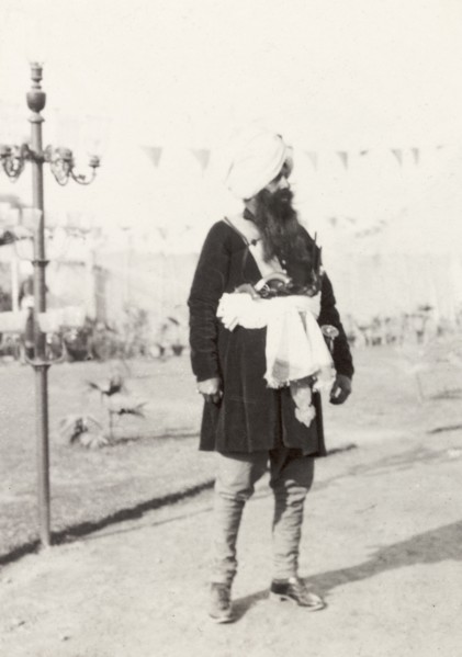 Royal Sikh guest at Coronation Durbar, 1903. Full-length portait of a royal Sikh guest at Edward