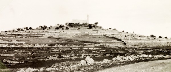 The mosque at Nabi Samwil. A mosque with a prominent minaret stands on a hilltop in the village of