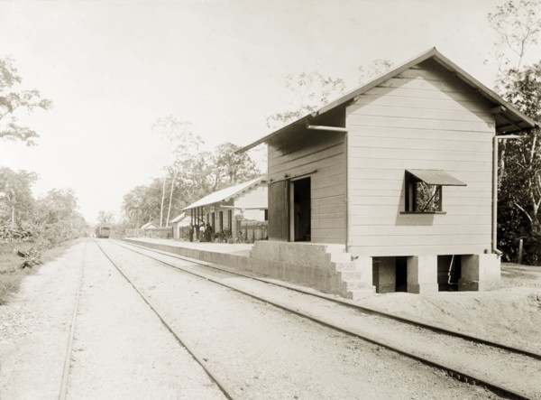 Guanapo railway station, Trinidad. A train approaches the newly completed Guanapo railway station