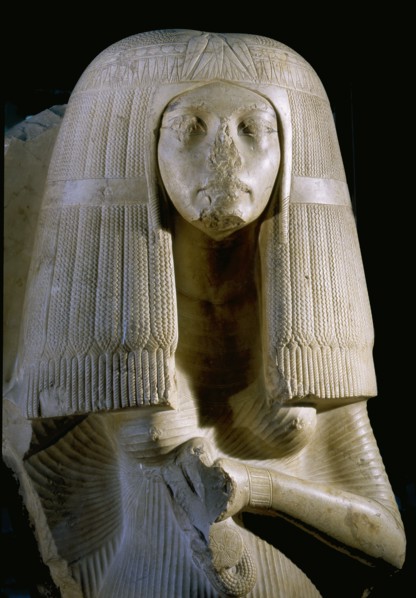 Upper section of a statue of the wife of Nakhtmin
