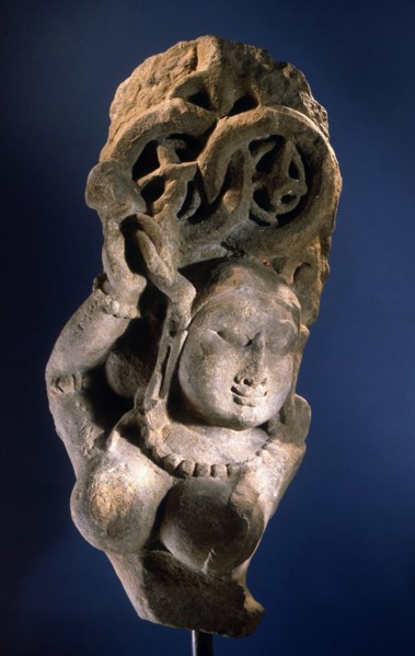 Statue fragment depicting a heavenly nymph