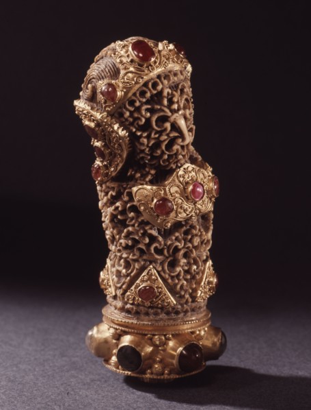 Ivory kris handle