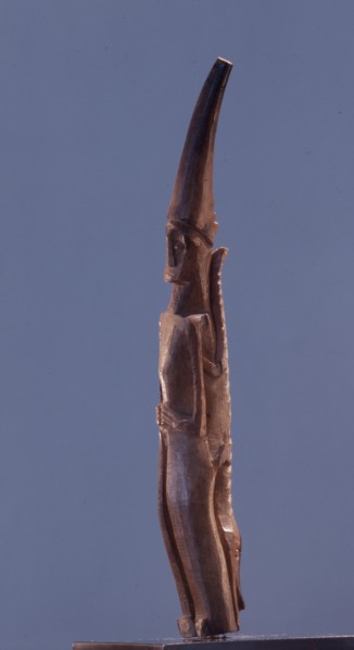 Amulets were used by the Ngaju and neighbouring Dayak peoples to ward off enemies, provide protection in war, and to bring good fortune and health