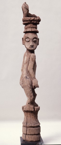 Figurative post, sometimes known as a hampatong