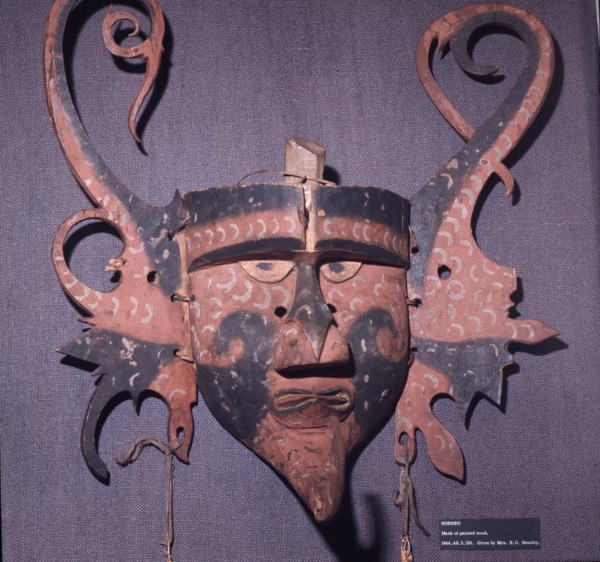 Mask known as hudo worn by Kenyah shaman in dances to contact spirits