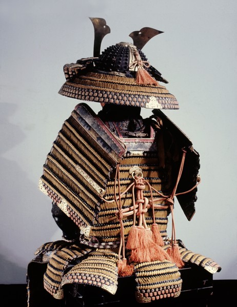Samurai armour from behind showing the agemaki or large bow which held the shoulder plates in position