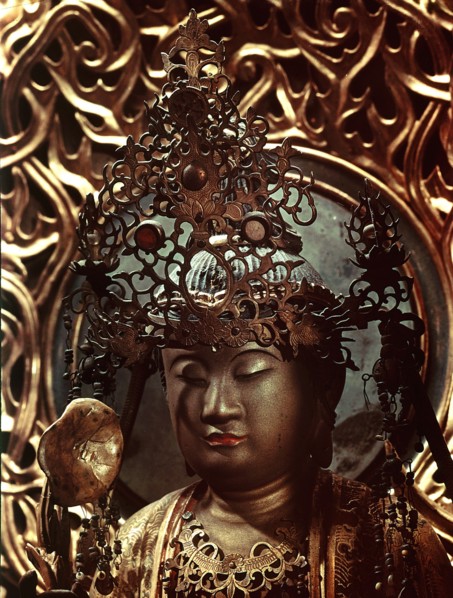 Amida Buddha with glass eyes and crystal mark on the forehead