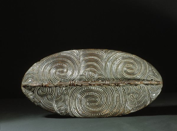 A wakahuia, a treasure box used to hold ornaments that had been worn on the head of a chief and were therefore tapu