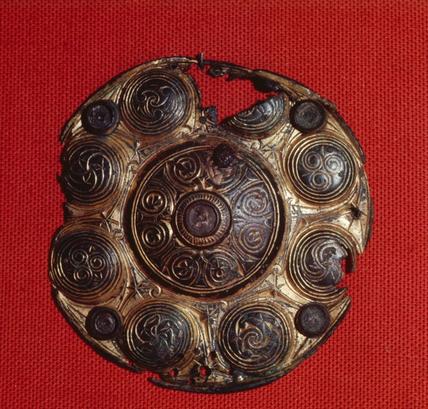 Book clasp in Celtic style