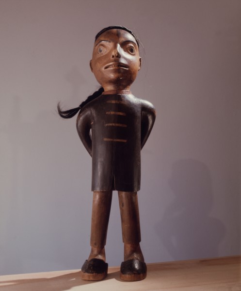 Carving of a Chinese seaman