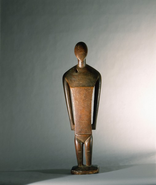 Statue believed to represent the Nukuoro goddess, Sope