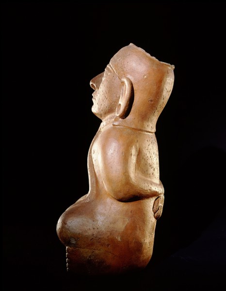 Mochica vessel in the form of a seated prisoner with his hands bound behind his back