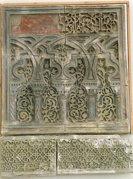 Stucco wall decoration