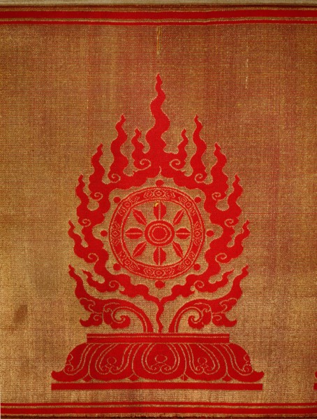 Sino Tibetan silk and gold brocade altar cloth depicting eight auspicious emblems interspersed by puja devis (offering goddesses) who offer gifts to the five Dhyani Buddhas, or Buddhas of meditation