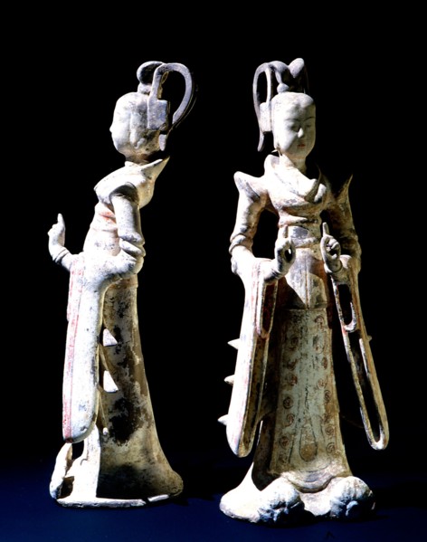 Pottery models of two Tang princesses, embellished with painted and gilded detail