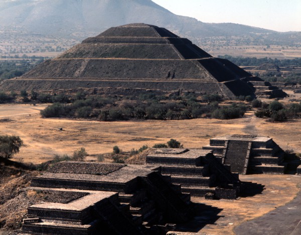 The Pyramid of the Sun with the Pyramids of the Ciudadela in the foreground