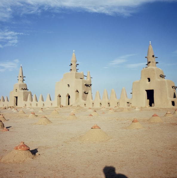 The roof of Djenne mosque