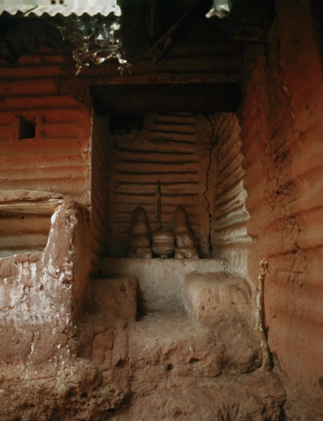 The shrine of Aruosa, the Supreme God, in the palace of Chief Ogiamwen