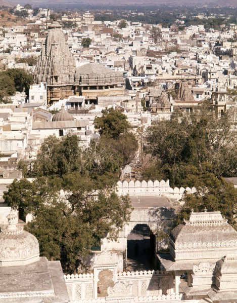 The lake city of Udaipur, Rajasthan