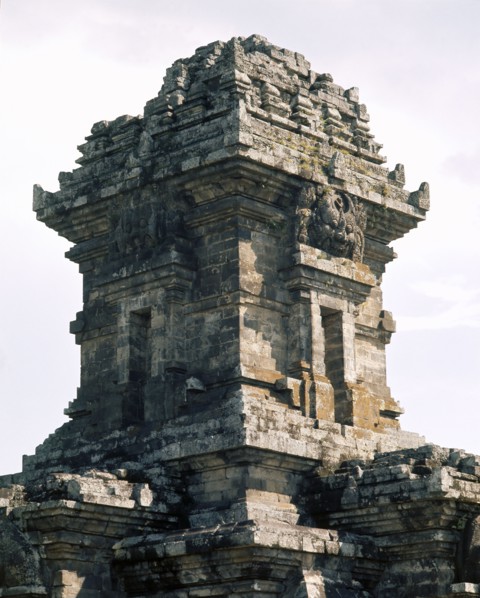 The temple complex at Lara Jonggrang consists of three main sanctuaries dedicated to Shiva, Brahma and Vishnu and three minor ones dedicated to particular forms of Shiva and Shiva's bull mount, Nandi