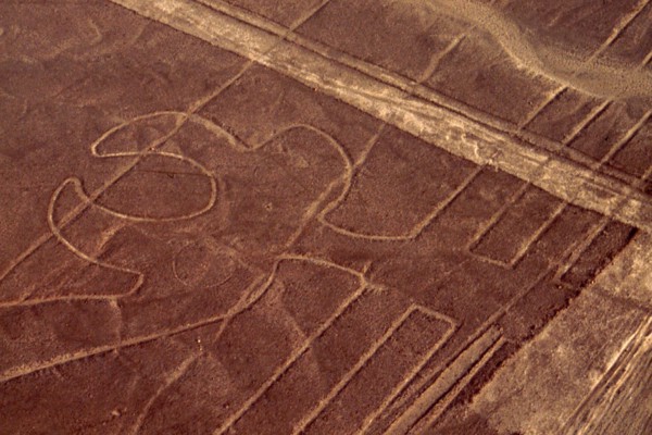 Used for rituals probably related to astronomy, the Nazca geoglyphs covering an area of around 400 square miles, are visible only from the air