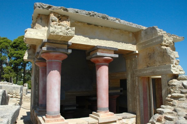 View of the north entrance to the palace of Knossos