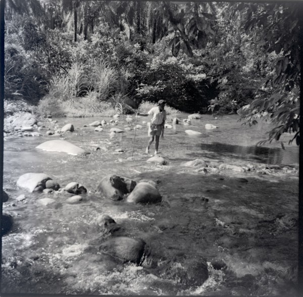 Lazarius crossing river (Kenkwa country)
