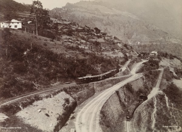 The 'Gayabari Reverse', Darjeeling Railway